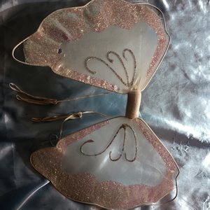 Pink angel wings child